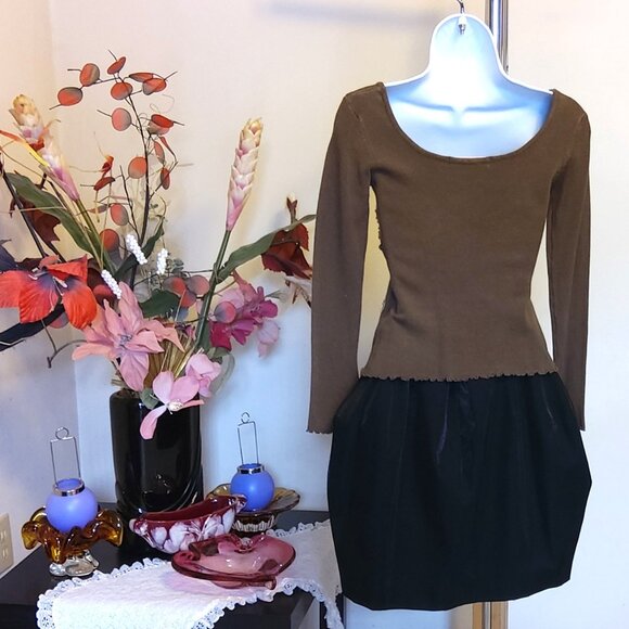 NWT Women’s Scoop Neck Long Sleeve Brown Embroidered Cardigan Sweater XS S - Picture 6 of 6